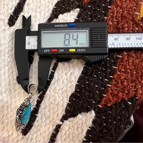 ❤️ Kingman Turquoise Navajo Sterling Silver Decorative Pendant 8.3 Gm / 1.73”L - Picture 12 of 15